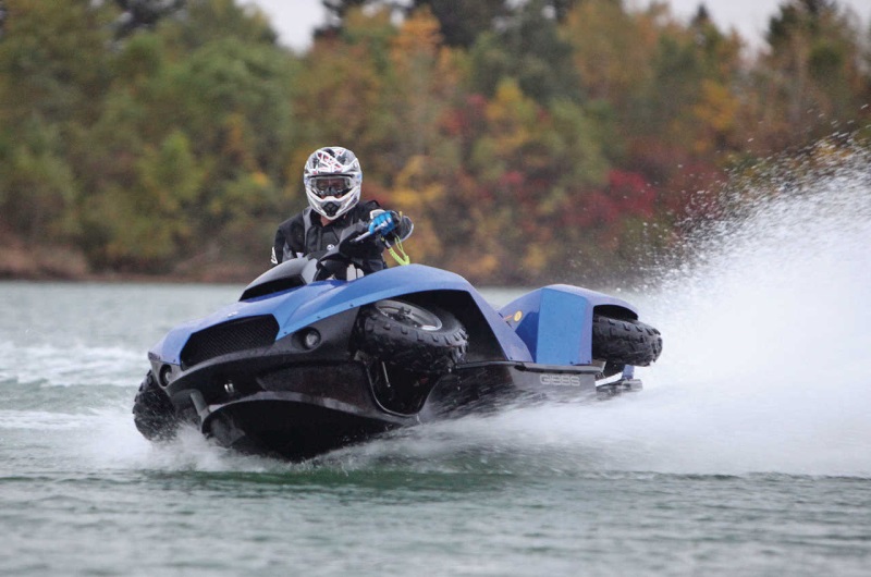 Мотовездехода амфибии Quadski