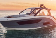 Sea Ray: Лидер в производстве моторных стеклопластиковых катеров